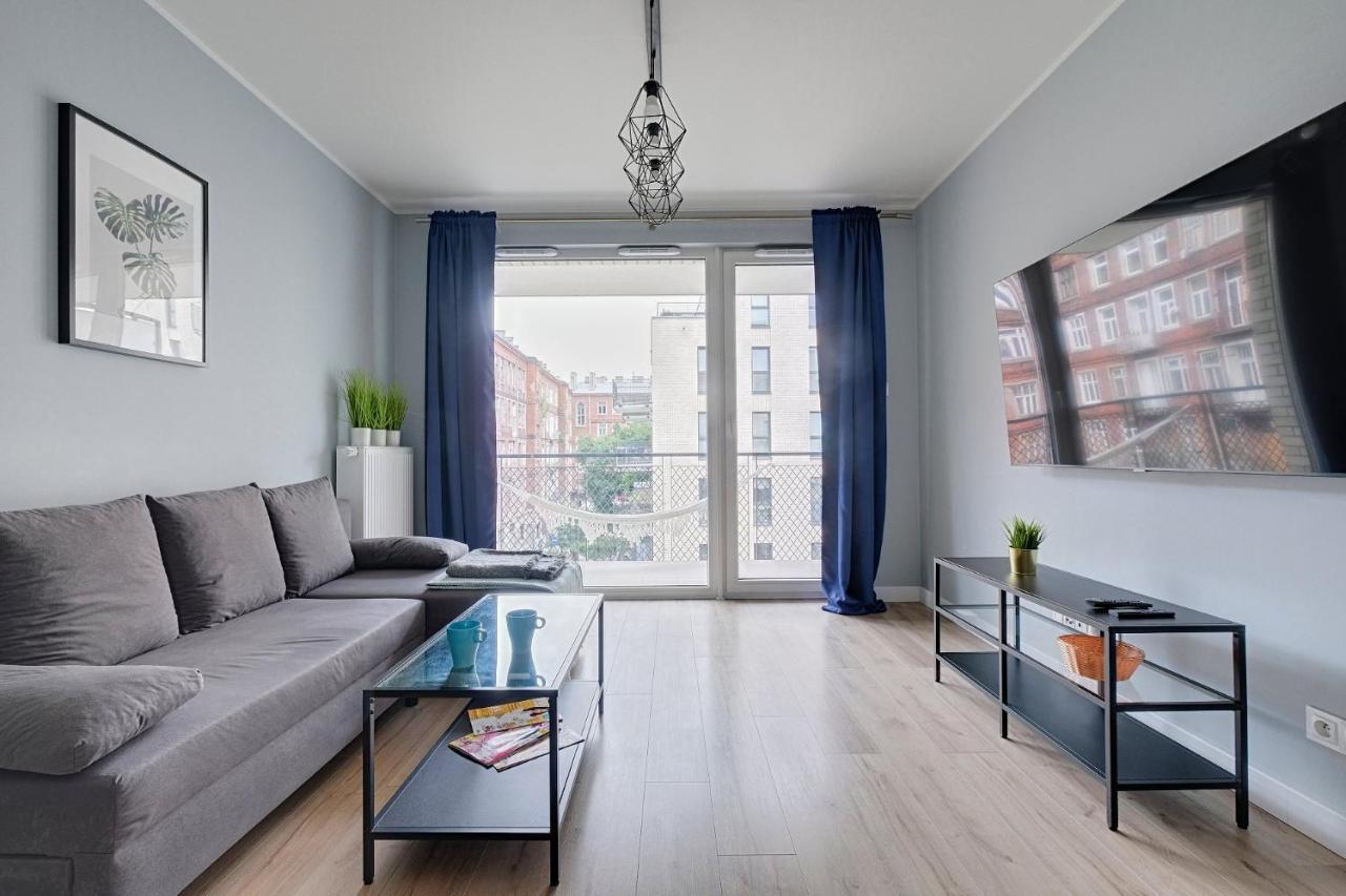 Appartamento 2Br Apt Strzelecka 24 With Balcony Varsavia Esterno foto
